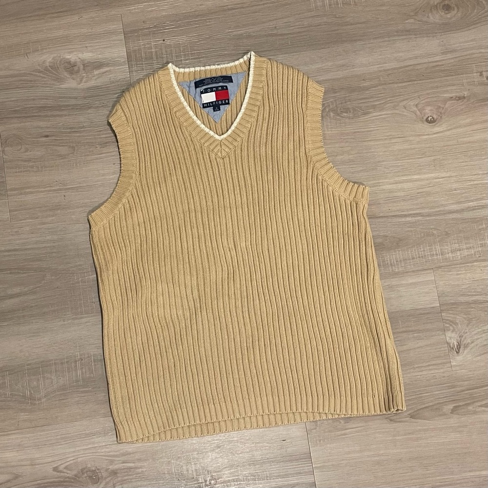 Y2K Tommy Hilfiger V-Neck Sweater Vest Light Brown / Khaki